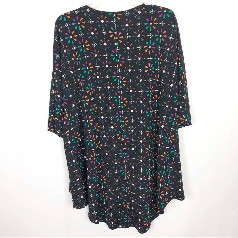 LuLaroe | Women’s Lindsay Kimono Size S - Picture 4 of 5